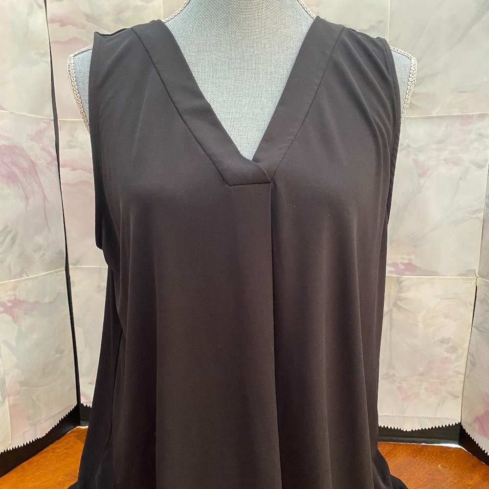 Black swing tank